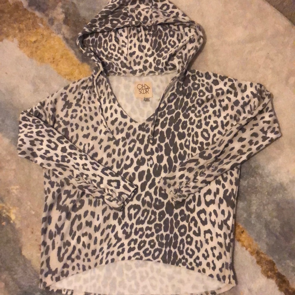Evereve Chaser animal print hoodie